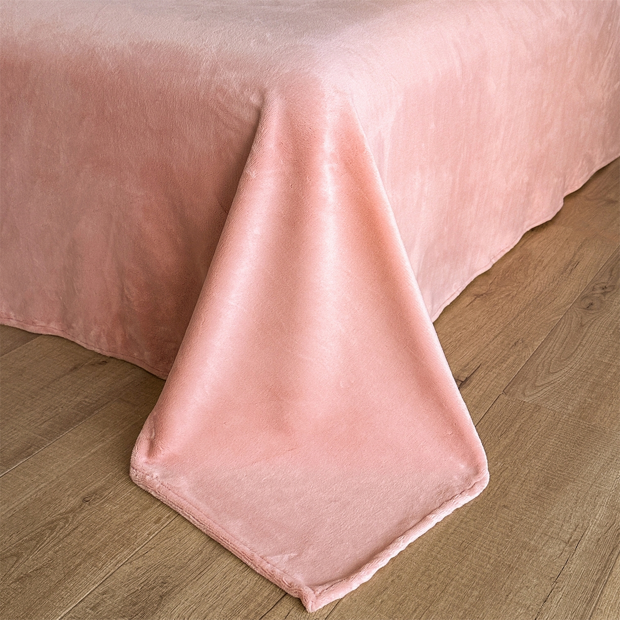 91家纺网 家纺一手货源 找家纺 （总）梦幻之城 2025新款牛奶绒刺绣款四件套-梦菲