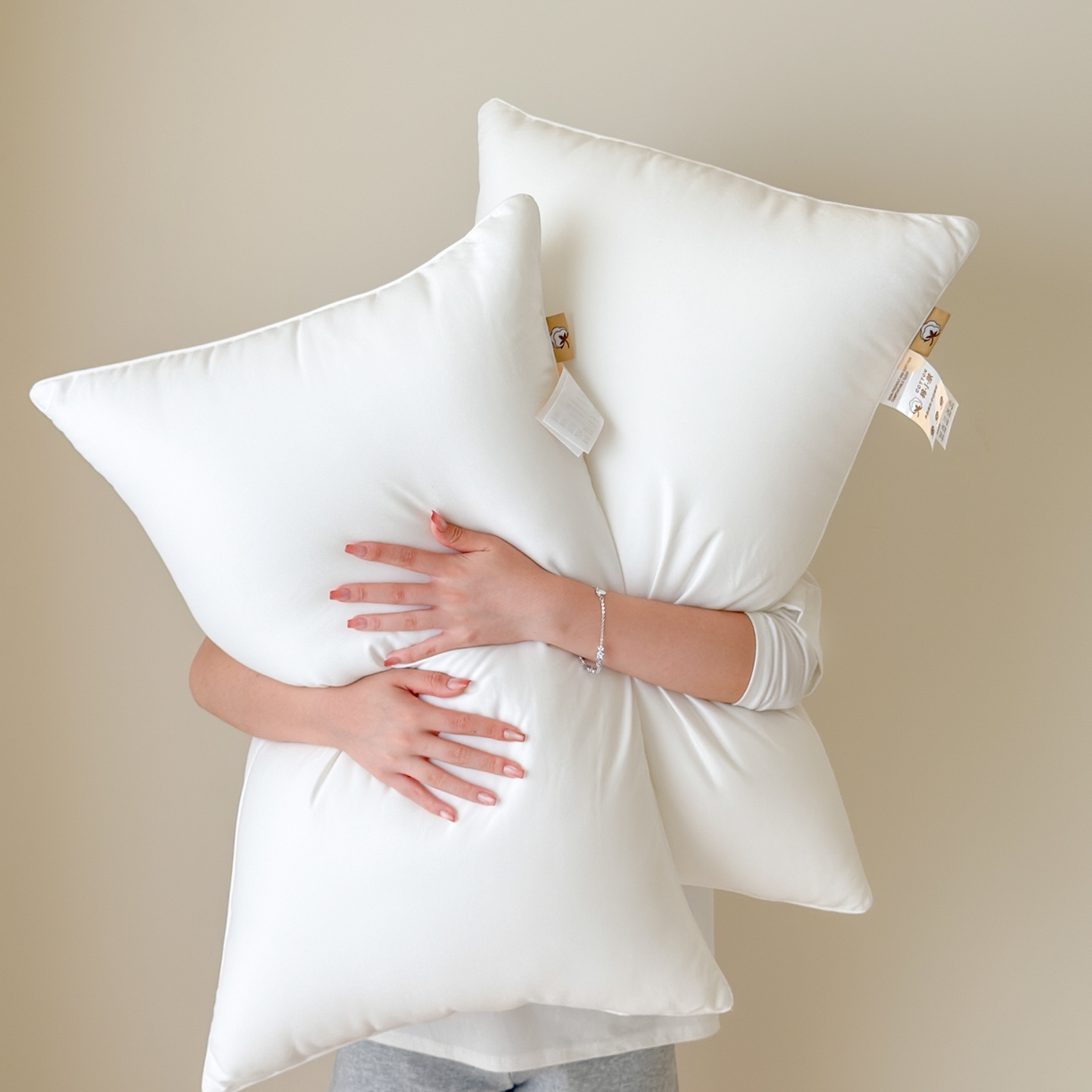 91家纺网 家纺一手货源 找家纺 （总）丽涵家纺 2025新款超柔静音磨绒绵柔单人枕头枕芯