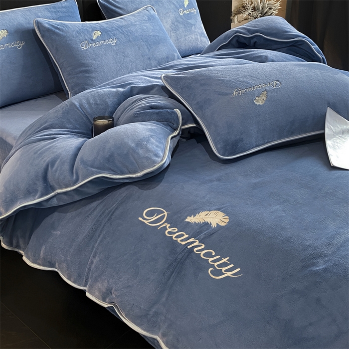 91家纺网 家纺一手货源 找家纺 （总）梦幻之城 2025新款牛奶绒刺绣款四件套-寐羽A款