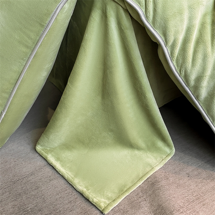 91家纺网 家纺一手货源 找家纺 梦幻之城 2025新款牛奶绒刺绣款四件套-寐羽A款 寐羽-月白绿