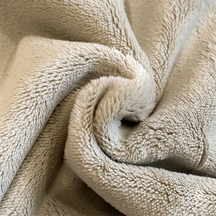 91家纺网 家纺一手货源 找家纺 梦幻之城 2025新款牛奶绒刺绣款四件套-寐羽A款 寐羽-香草灰