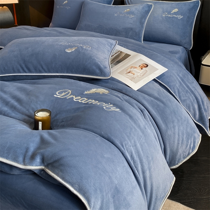 梦幻之城 2025新款牛奶绒刺绣款四件套-寐羽A款 寐羽-宾利蓝