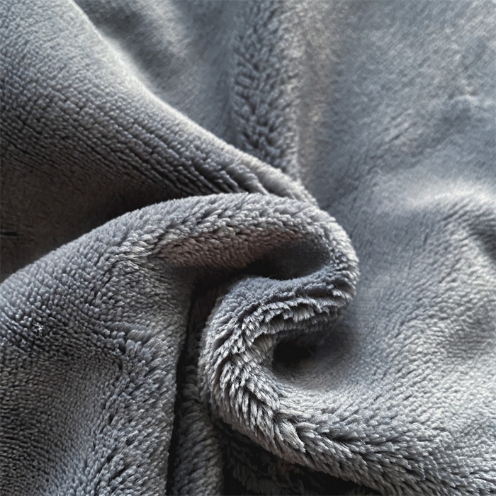 91家纺网 家纺一手货源 找家纺 梦幻之城 2025新款牛奶绒刺绣款四件套-寐羽A款 寐羽-绅士灰