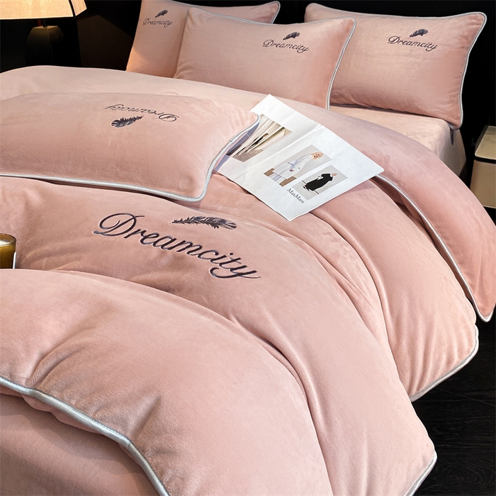 梦幻之城 2025新款牛奶绒刺绣款四件套-寐羽A款 寐羽-可可粉