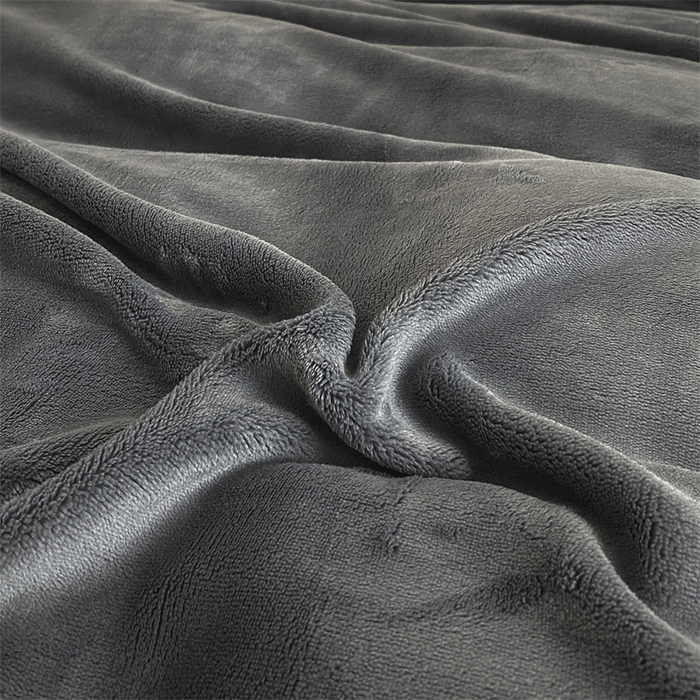 91家纺网 家纺一手货源 找家纺 梦幻之城 2025新款牛奶绒刺绣款四件套-寐羽B款 寐羽-绅士灰