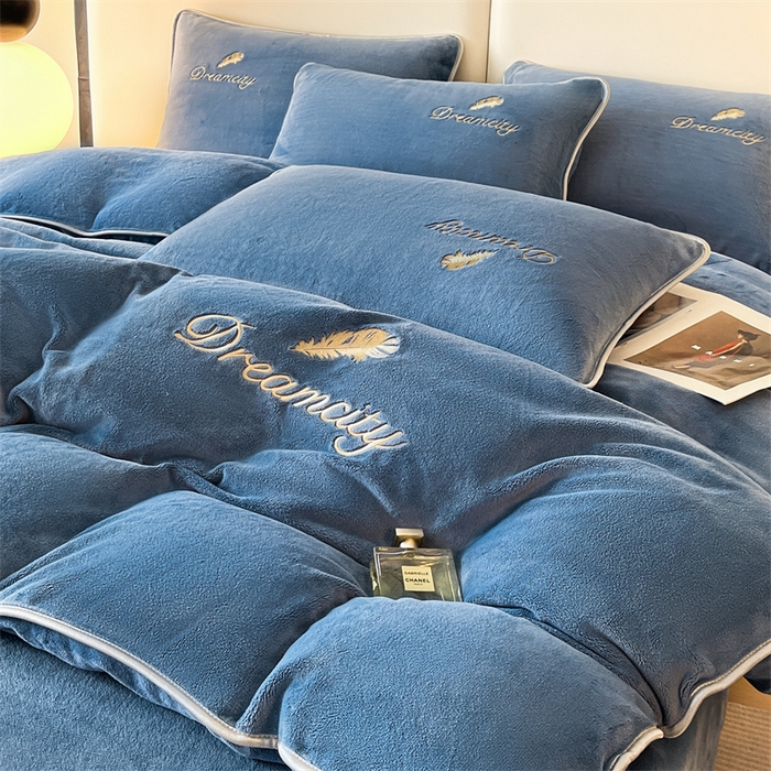 91家纺网 家纺一手货源 找家纺 （总）梦幻之城 2025新款牛奶绒刺绣款四件套-寐羽C款