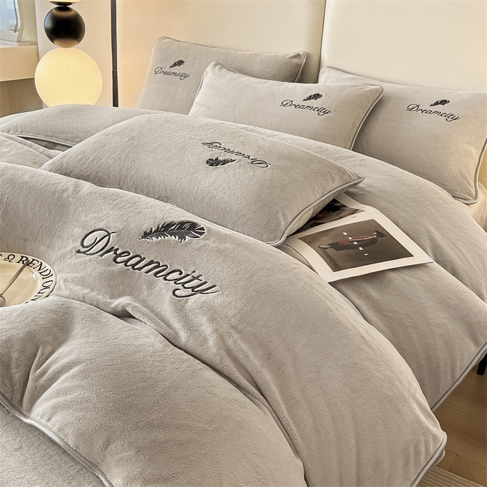 梦幻之城 2025新款牛奶绒刺绣款四件套-寐羽C款 寐羽-香草灰