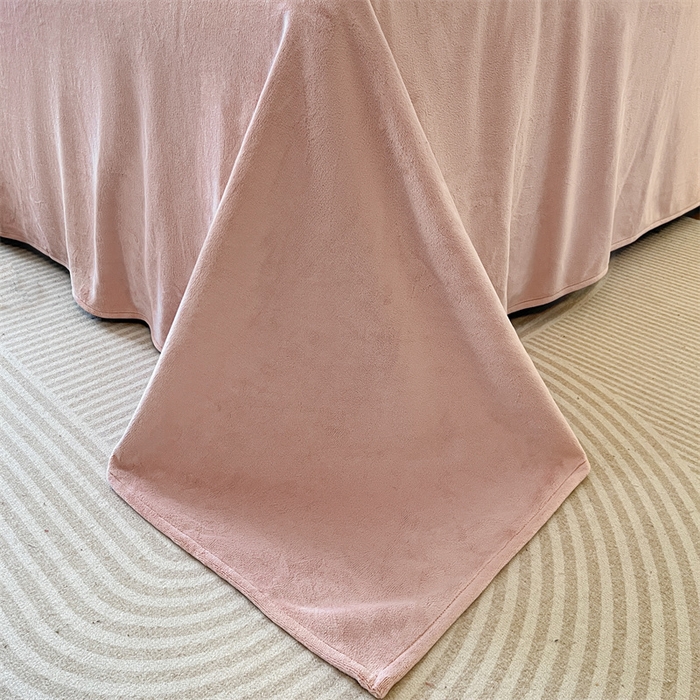 91家纺网 家纺一手货源 找家纺 梦幻之城 2025新款牛奶绒刺绣款四件套-寐羽C款 寐羽-可可粉