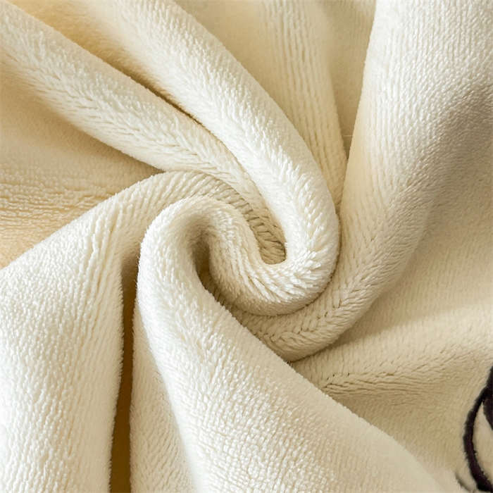 91家纺网 家纺一手货源 找家纺 梦幻之城 2025新款牛奶绒刺绣款四件套-寐羽C款 寐羽-奶芋色