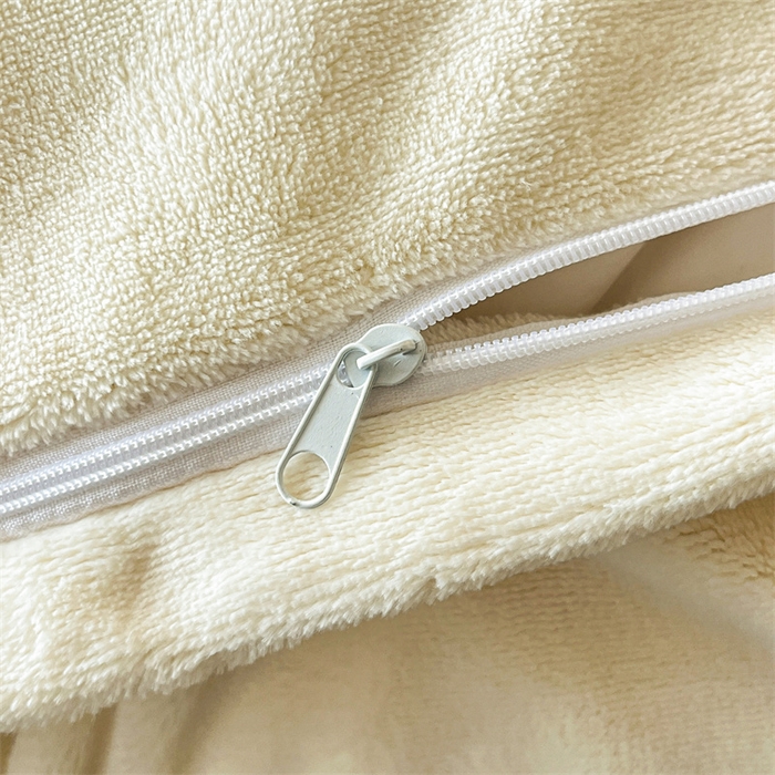 91家纺网 家纺一手货源 找家纺 梦幻之城 2025新款牛奶绒刺绣款四件套-寐羽C款 寐羽-奶芋色