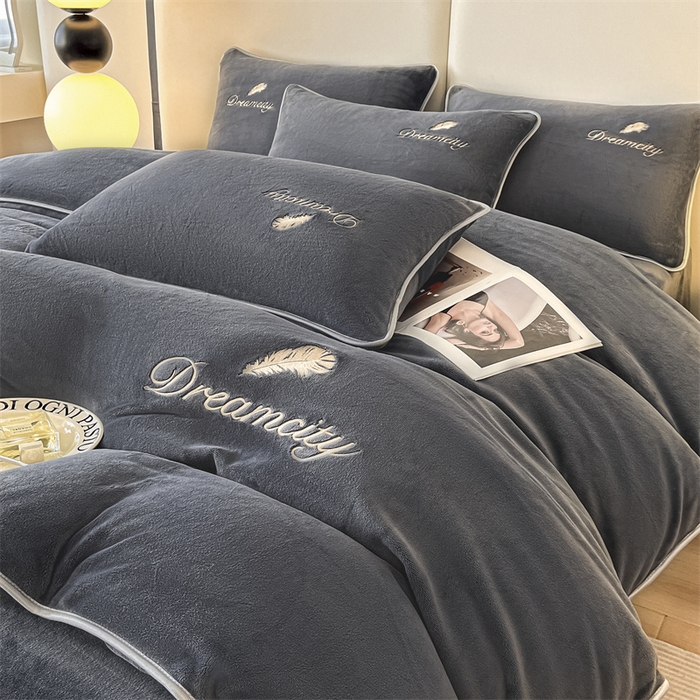 梦幻之城 2025新款牛奶绒刺绣款四件套-寐羽C款 寐羽-绅士灰