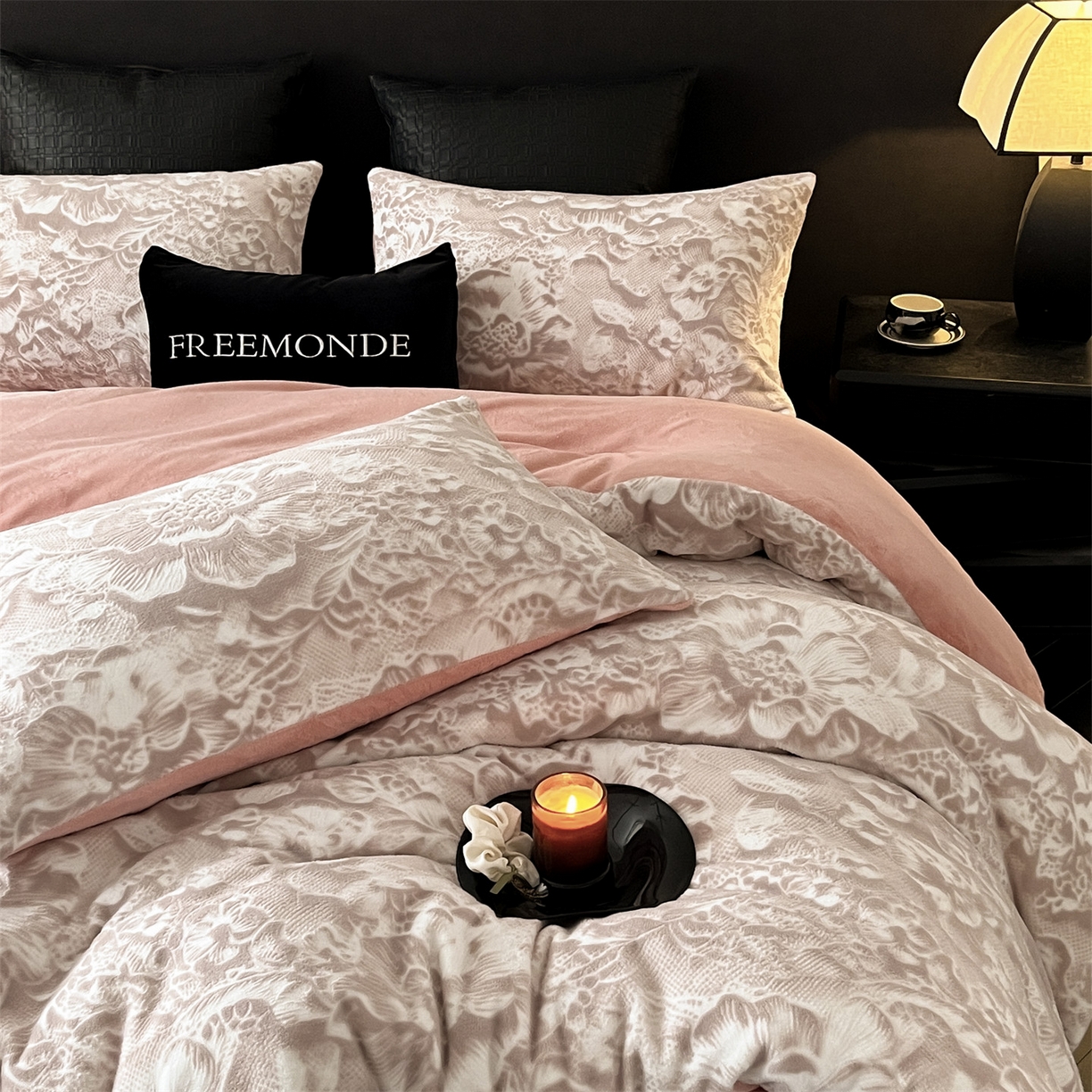 91家纺网 家纺一手货源 找家纺 （总）梦幻之城 2025新款雕花牛奶绒系列四件套-丽娜