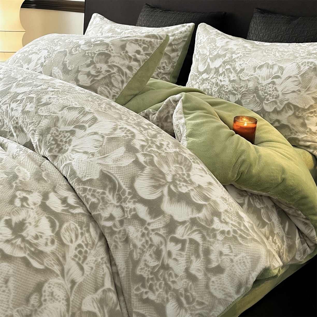 91家纺网 家纺一手货源 找家纺 （总）梦幻之城 2025新款雕花牛奶绒系列四件套-丽娜