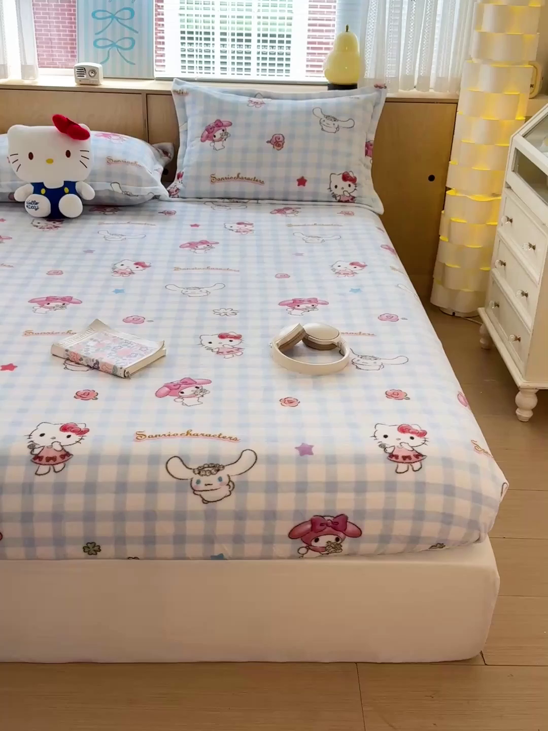 91家纺网 家纺一手货源 找家纺 （总）名兮-2025经典奥特曼-三丽鸥高克重印花牛奶绒床笠