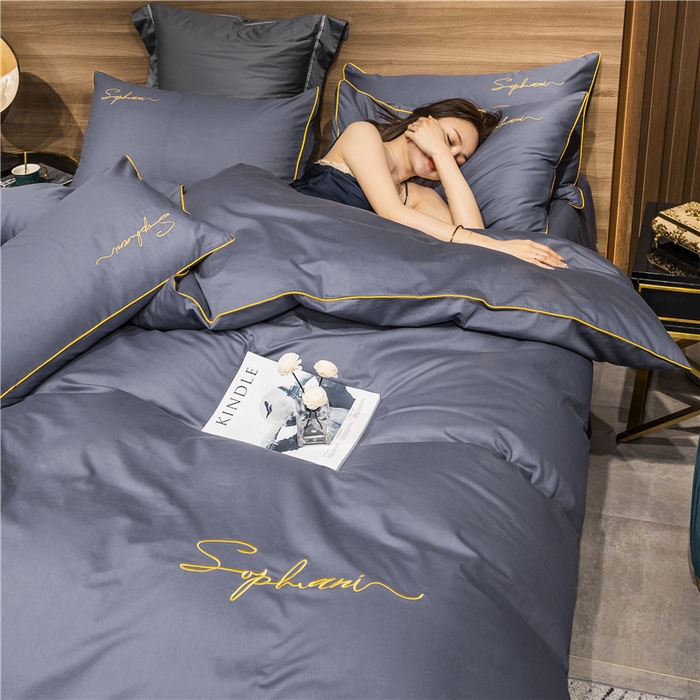 91家纺网 家纺一手货源 找家纺 小叮当家纺仓储工厂店 2025新款(热买家秀不断货)40s贡缎长绒棉纯棉字母款全棉四件套轻奢床上用品 葡萄紫