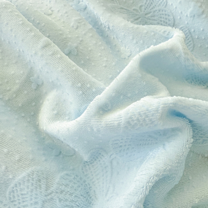 91家纺网 家纺一手货源 找家纺 锦格家纺 2025新款A类高克重雕花牛奶绒花边四件套 蝶漫-天蓝