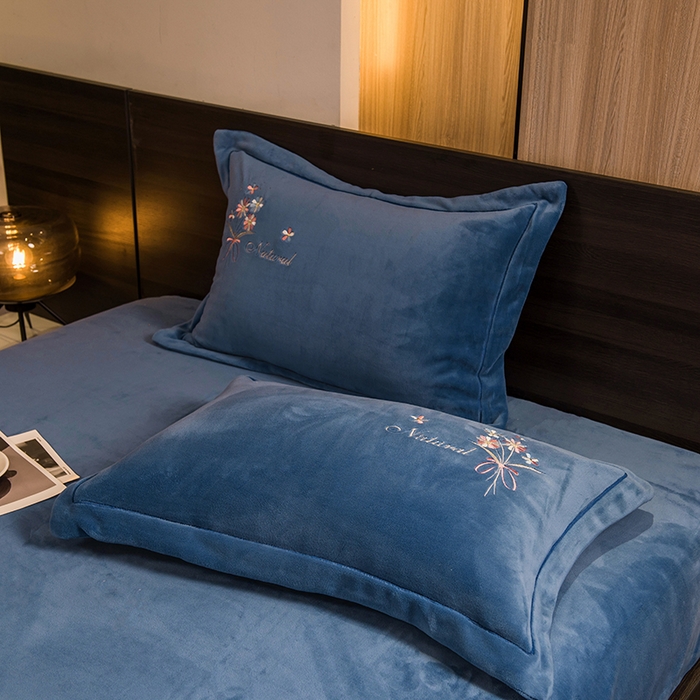 91家纺网 家纺一手货源 找家纺 绒博士 2025新款220g高克重博士绒秋冬保暖四件套--倾城之恋 倾城之恋   幽兰