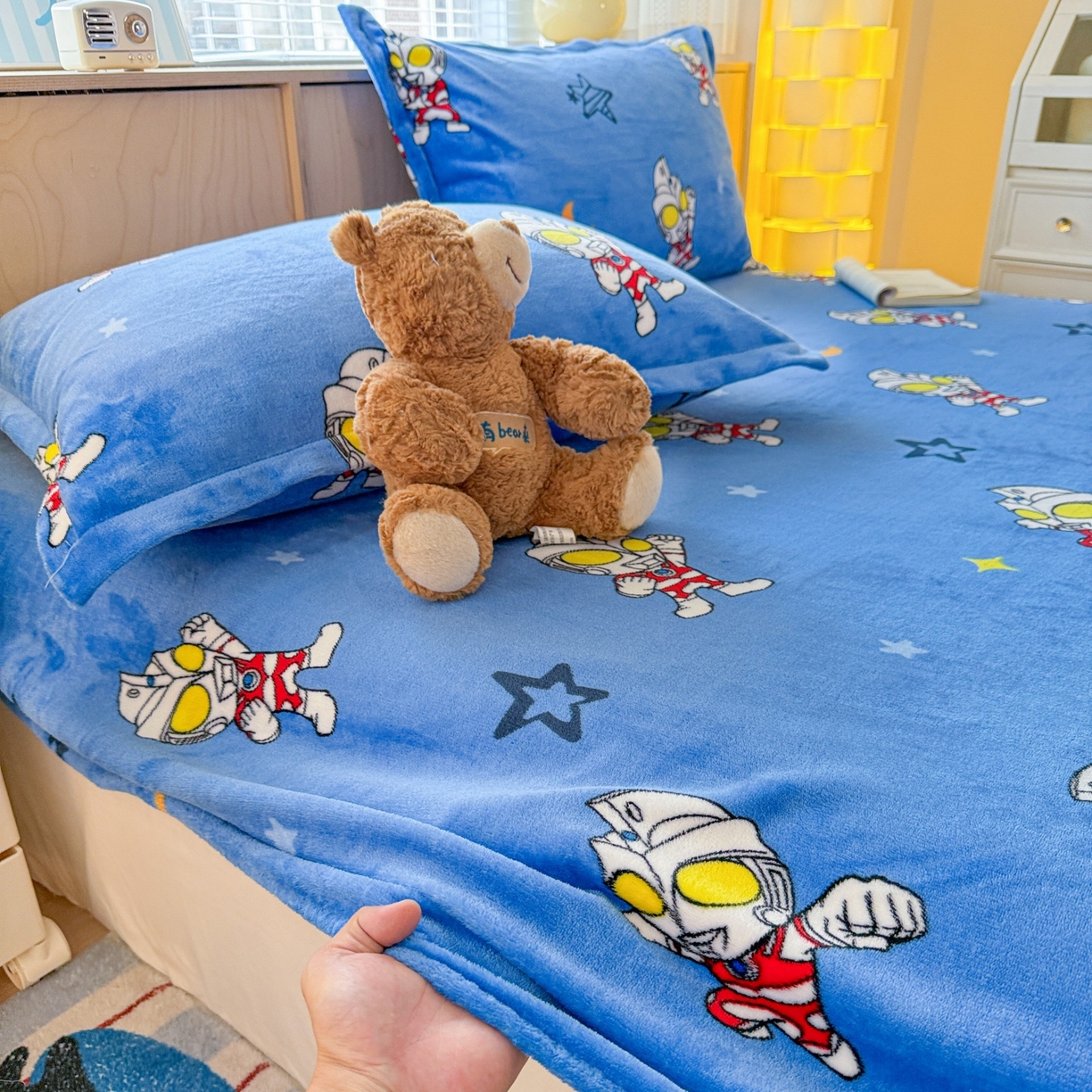 91家纺网 家纺一手货源 找家纺 （总）名兮-2025经典奥特曼-三丽鸥高克重印花牛奶绒床笠