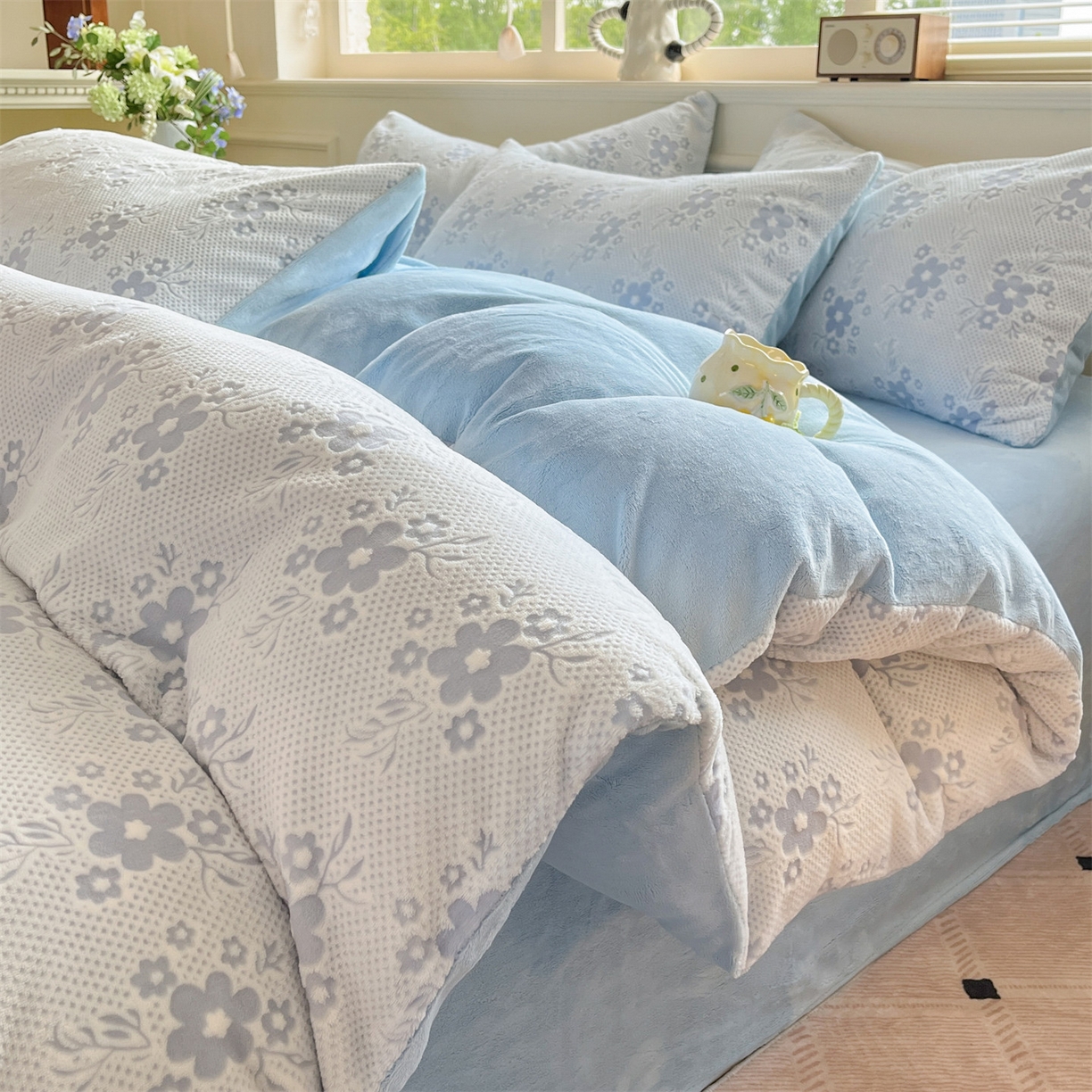 91家纺网 家纺一手货源 找家纺 （总）梦幻之城 2025新款雕花绒牛奶绒系列四件套-花琦