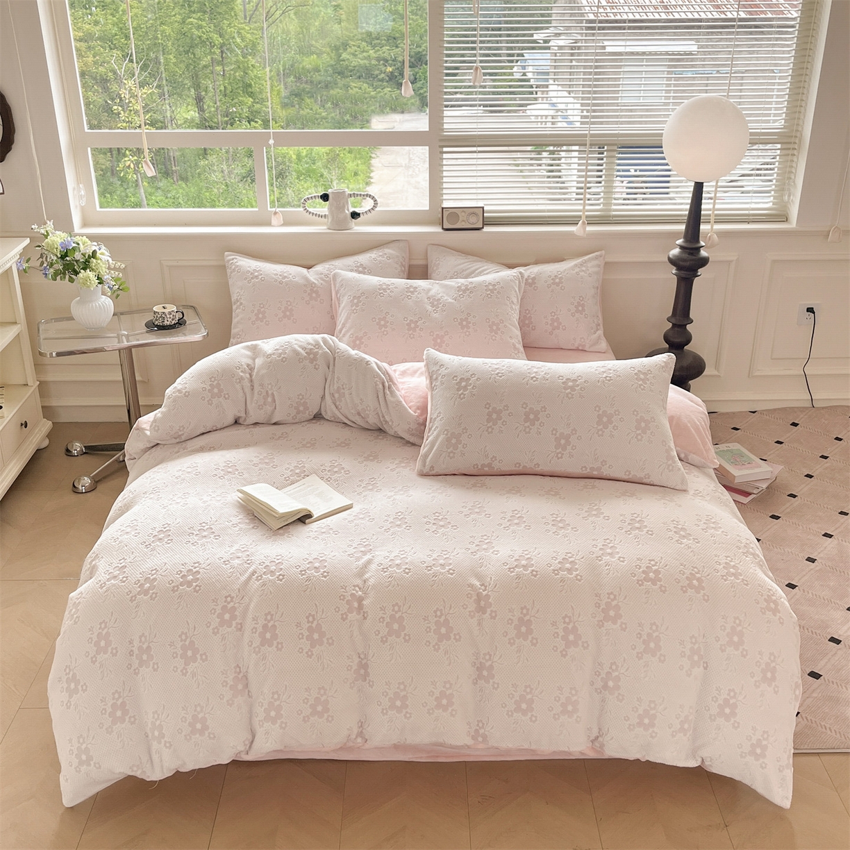 91家纺网 家纺一手货源 找家纺 梦幻之城 2025新款雕花绒牛奶绒系列四件套-花琦 花琦-靓粉