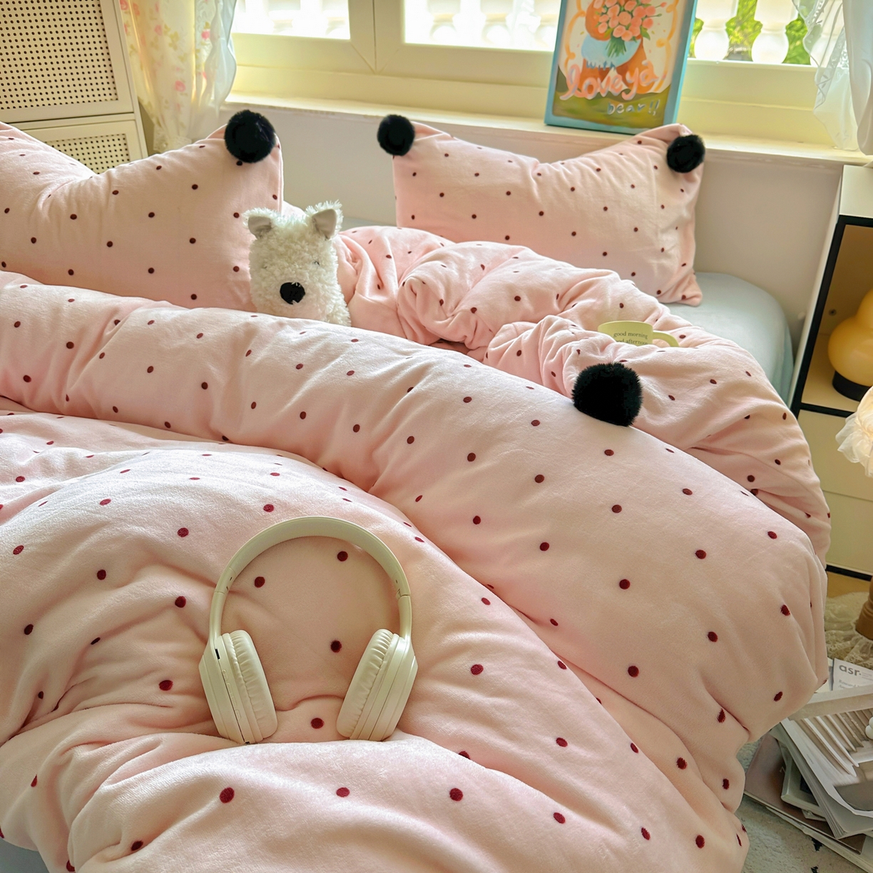 91家纺网 家纺一手货源 找家纺 丽涵家纺 2025秋冬新品混搭波点牛奶绒四件套三件套-拍摄风格二 波点-粉色