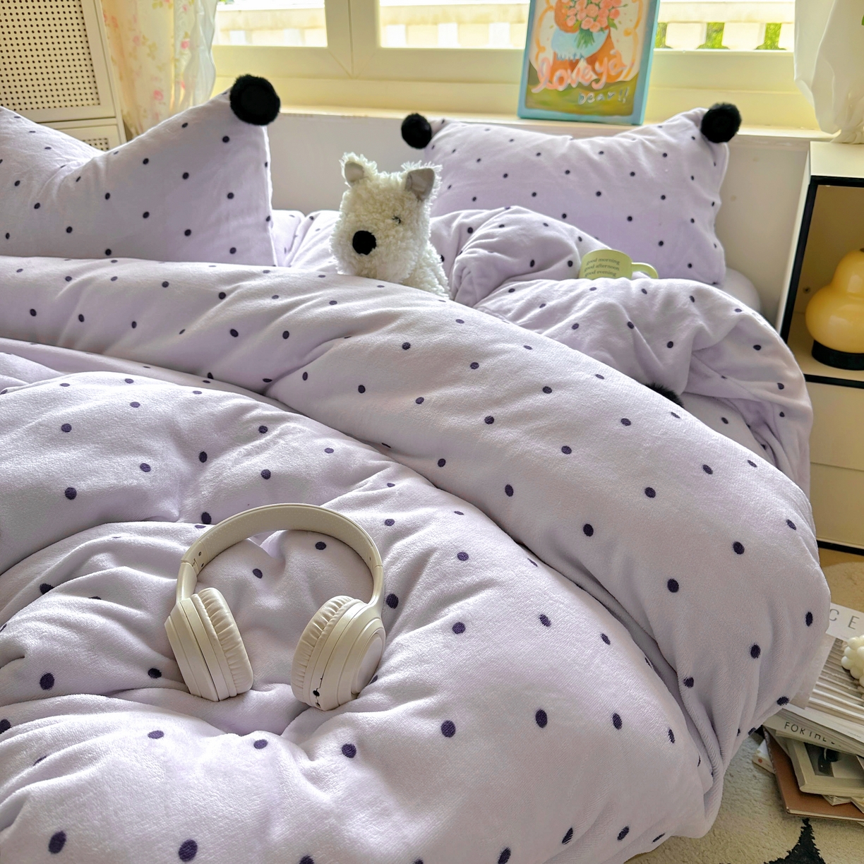 91家纺网 家纺一手货源 找家纺 丽涵家纺 2025秋冬新品混搭波点牛奶绒四件套三件套-拍摄风格二 波点-紫色