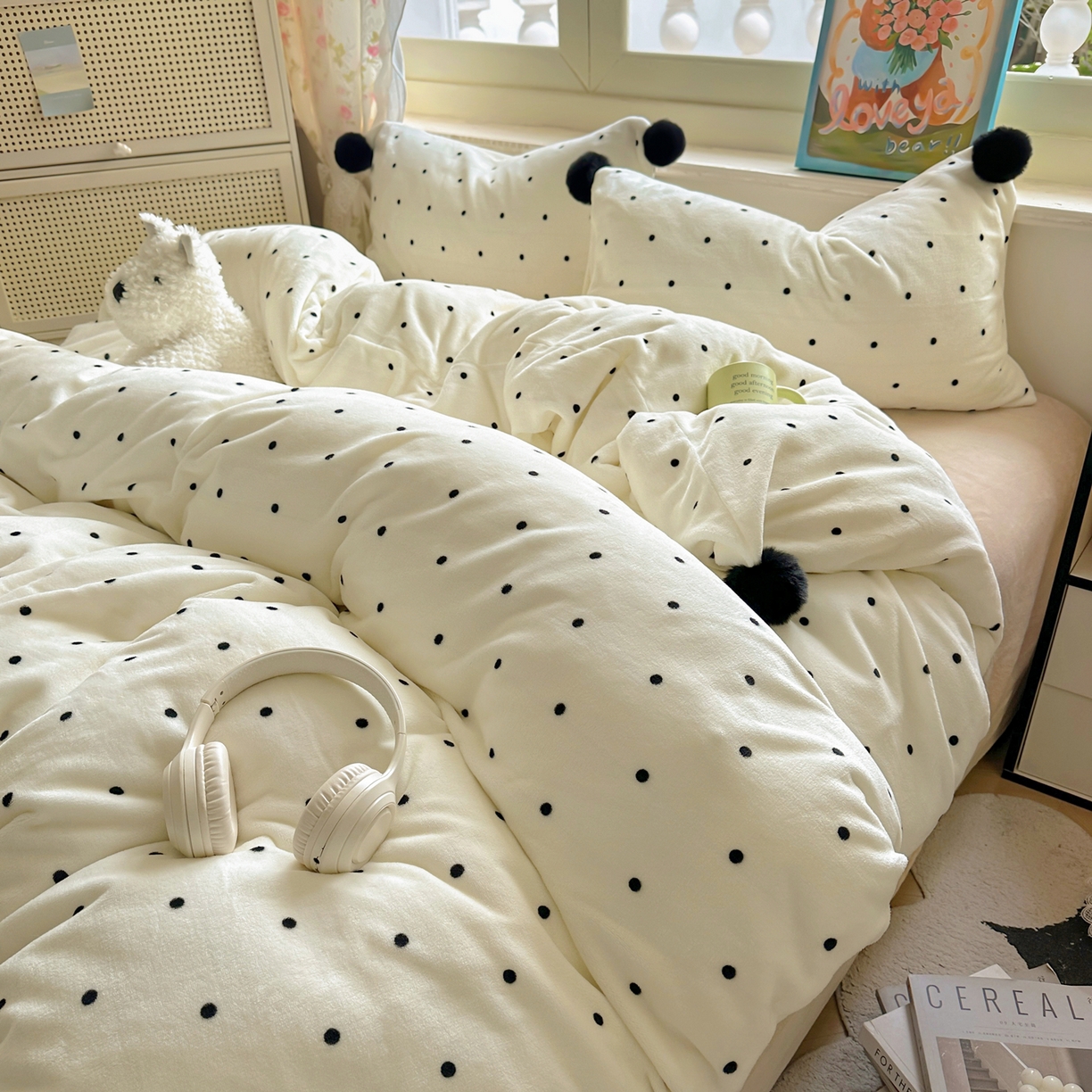 丽涵家纺 2025秋冬新品混搭波点牛奶绒四件套三件套-拍摄风格二 波点-奶白