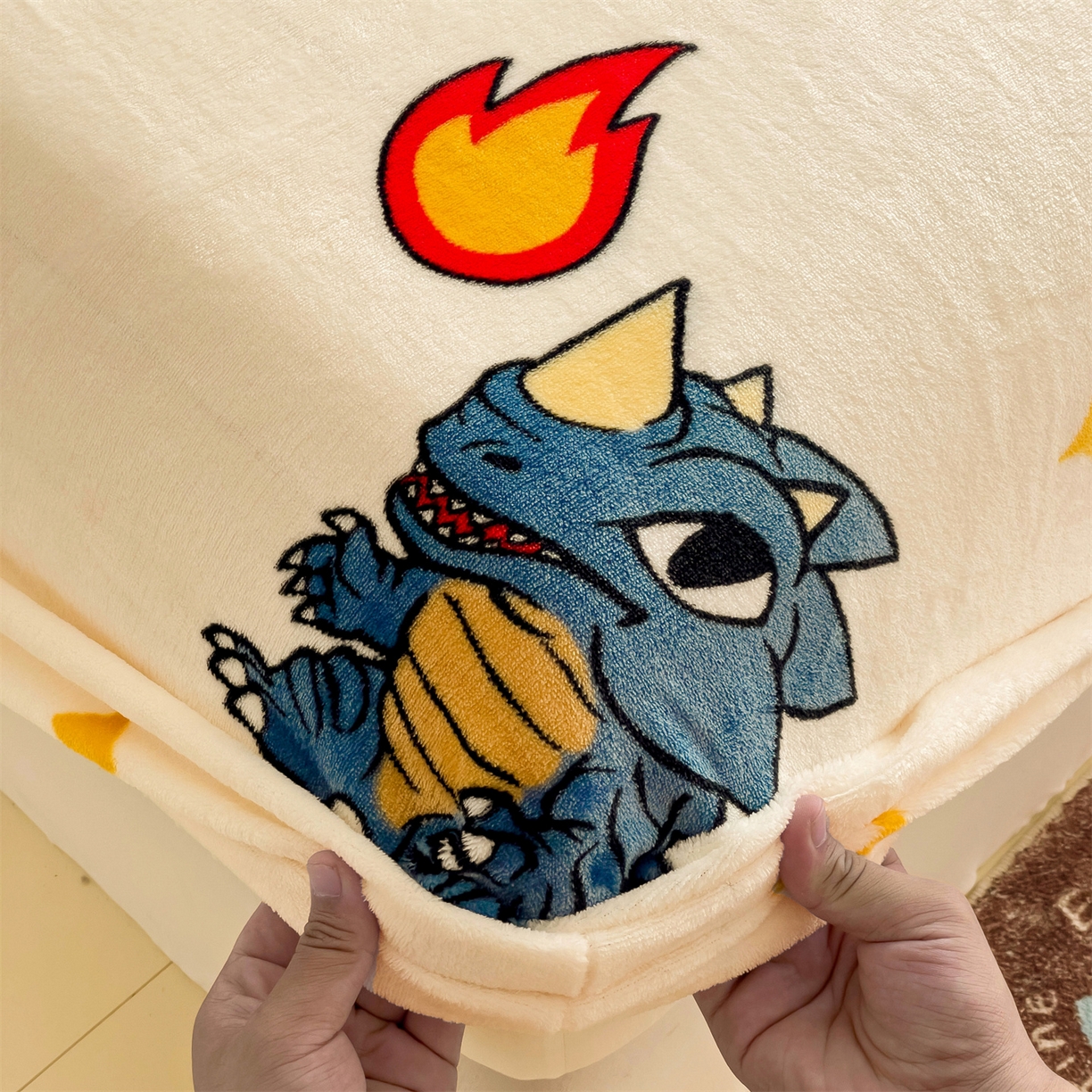 91家纺网 家纺一手货源 找家纺 名兮-2025经典奥特曼-三丽鸥高克重印花牛奶绒床笠 奥特超人