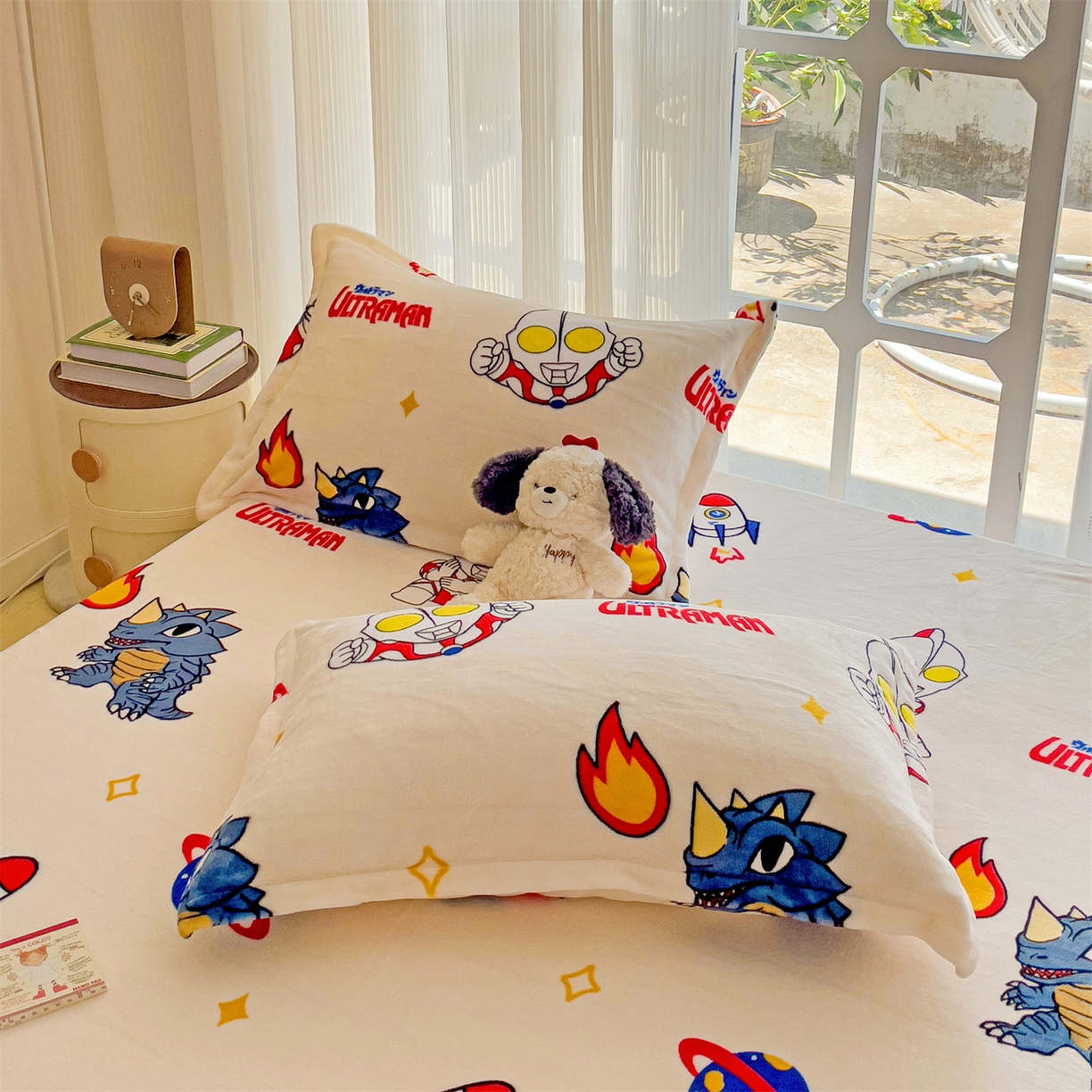 91家纺网 家纺一手货源 找家纺 名兮-2025经典奥特曼-三丽鸥高克重印花牛奶绒床笠 奥特超人