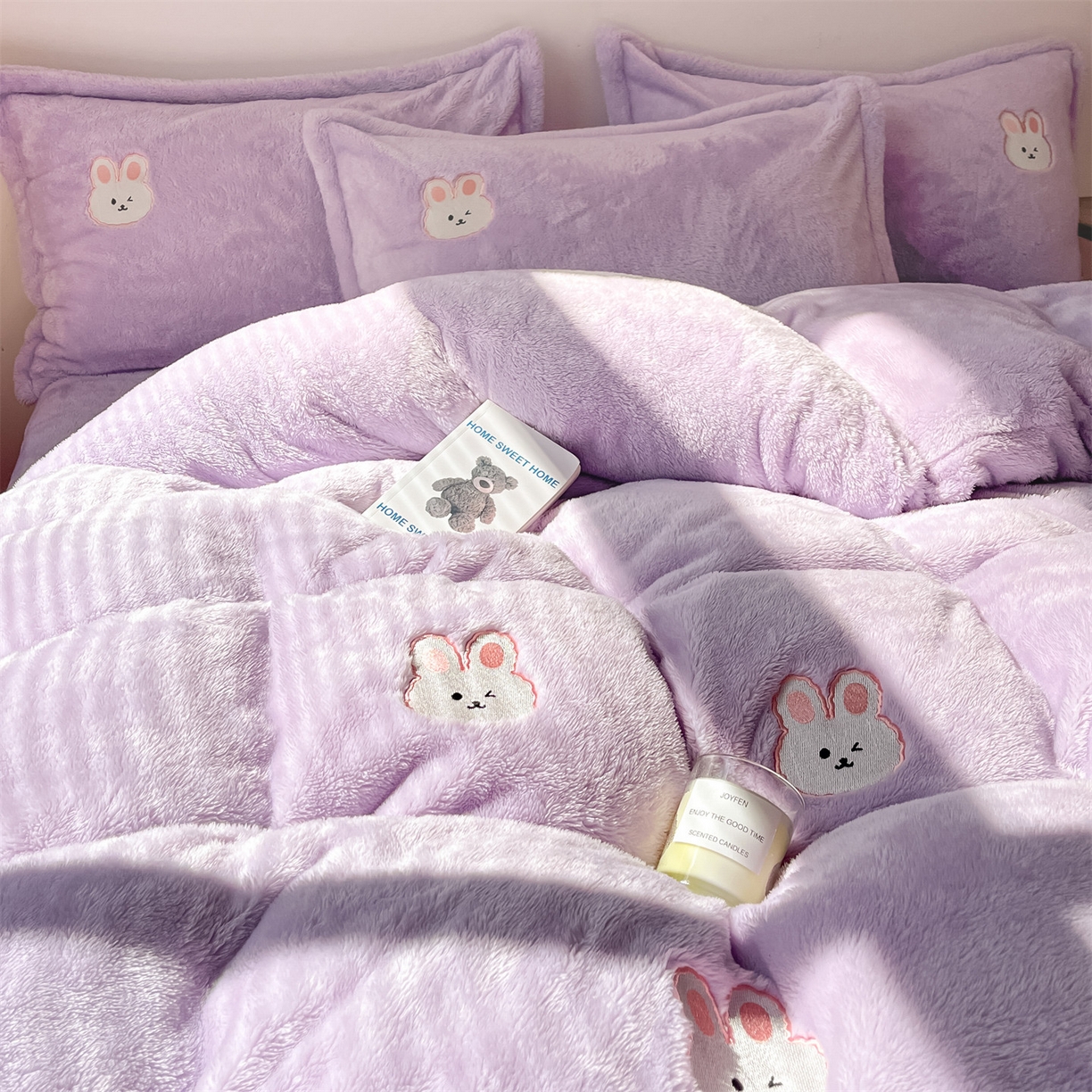 91家纺网 家纺一手货源 找家纺 （总）梦幻之城 2025新款北极绒绣花系列四件套-萌宠