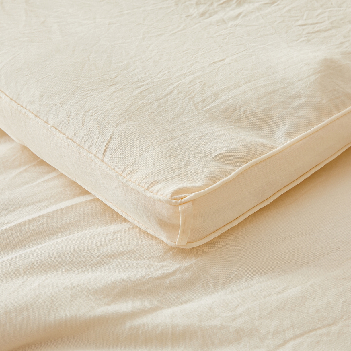 91家纺网 家纺一手货源 找家纺 逸居家纺 2025新款A类立体新疆棉花被子被芯 立体棉花被 奶昔白