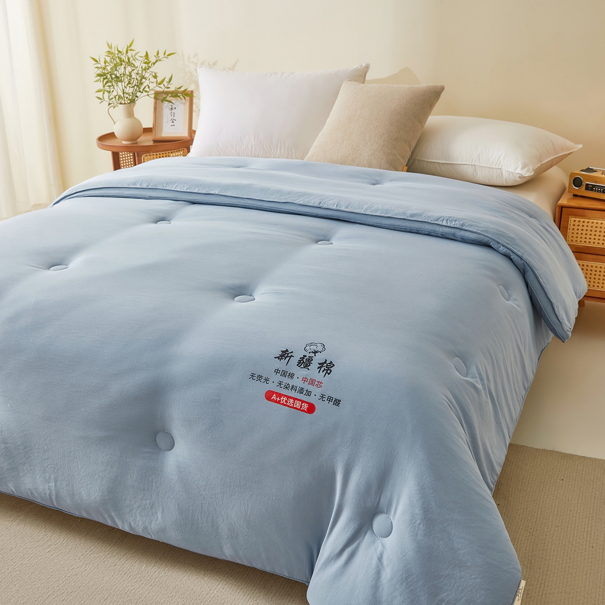 91家纺网 家纺一手货源 找家纺 逸居家纺 2025新款A类立体新疆棉花被子被芯 立体棉花被 雾蓝