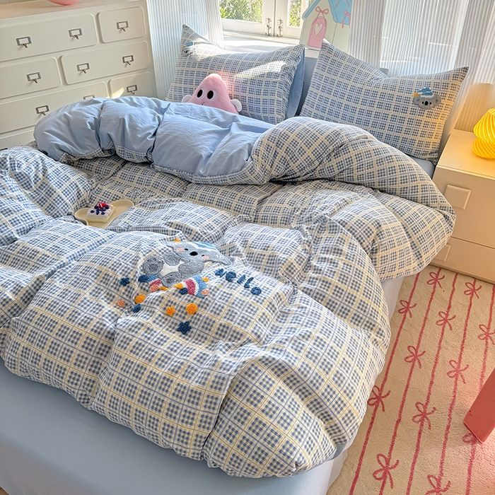 91家纺网 家纺一手货源 找家纺 沃朴家居 2025新款萌趣水洗棉毛巾绣四件套 彩虹考拉