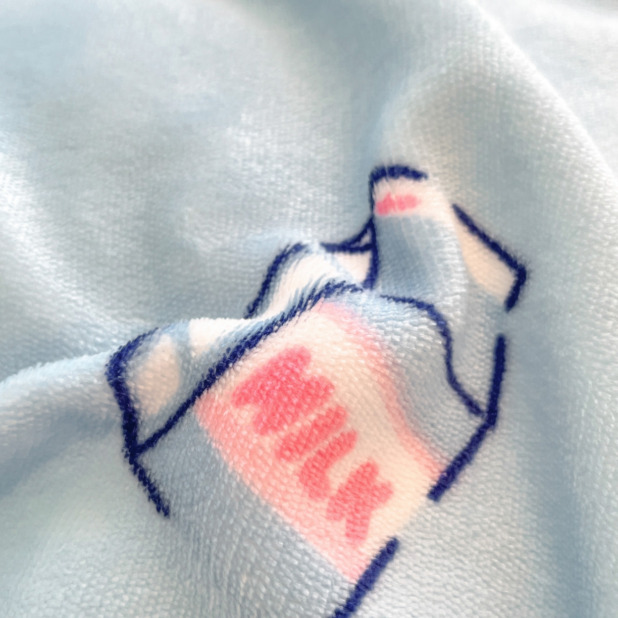 91家纺网 家纺一手货源 找家纺 暮思家居 2025新款三丽鸥正版授权少女可爱卡通加厚牛奶绒羊羔绒毛毯多功能四季毛毯四件套 羊羔绒-甜品玉桂狗