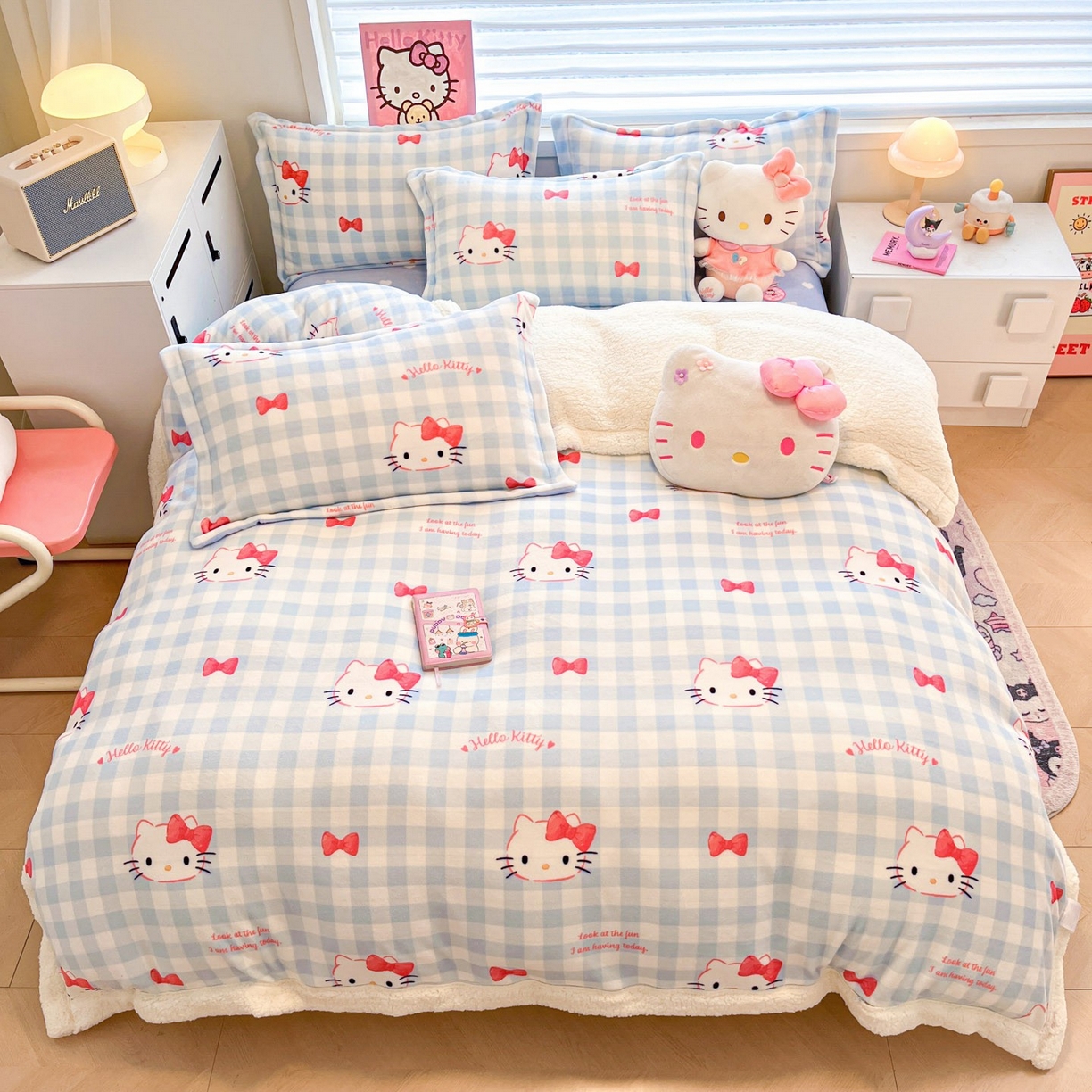 91家纺网 家纺一手货源 找家纺 暮思家居 2025新款三丽鸥正版授权少女可爱卡通加厚牛奶绒羊羔绒毛毯多功能四季毛毯四件套 羊羔绒-乖巧KT