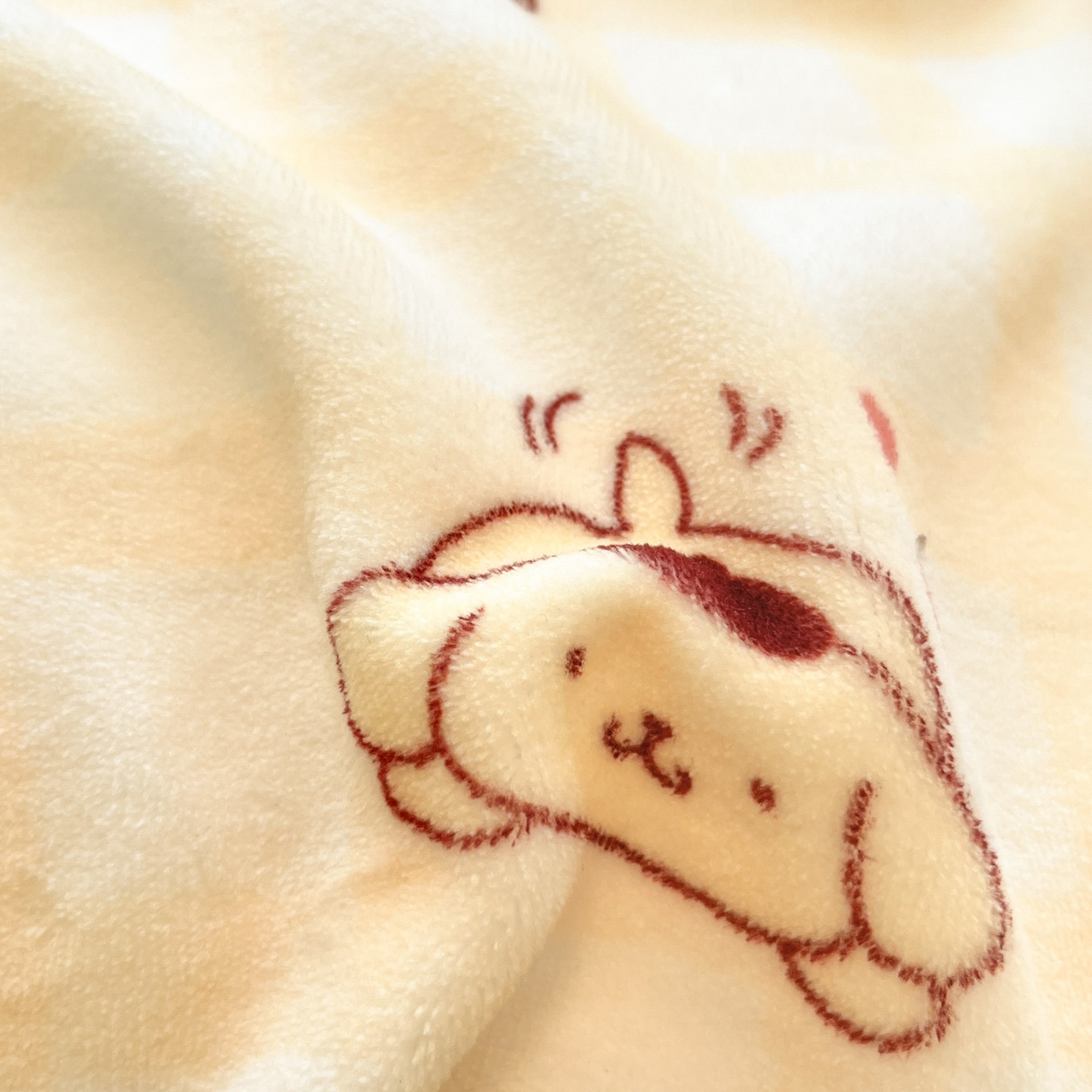 91家纺网 家纺一手货源 找家纺 暮思家居 2025新款三丽鸥正版授权少女可爱卡通加厚牛奶绒羊羔绒毛毯多功能四季毛毯四件套 羊羔绒-焦糖布丁狗