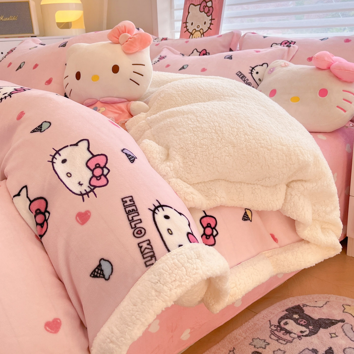 91家纺网 家纺一手货源 找家纺 （总）暮思家居 2025新款三丽鸥正版授权少女可爱卡通加厚牛奶绒羊羔绒毛毯多功能四季毛毯四件套
