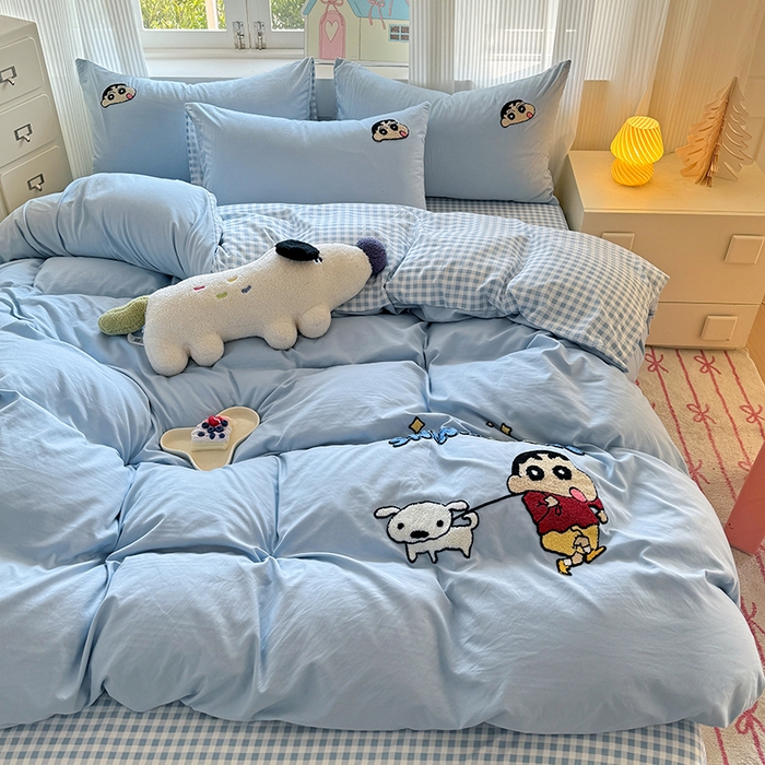 91家纺网 家纺一手货源 找家纺 沃朴家居 2025新款萌趣水洗棉毛巾绣四件套 调皮小新