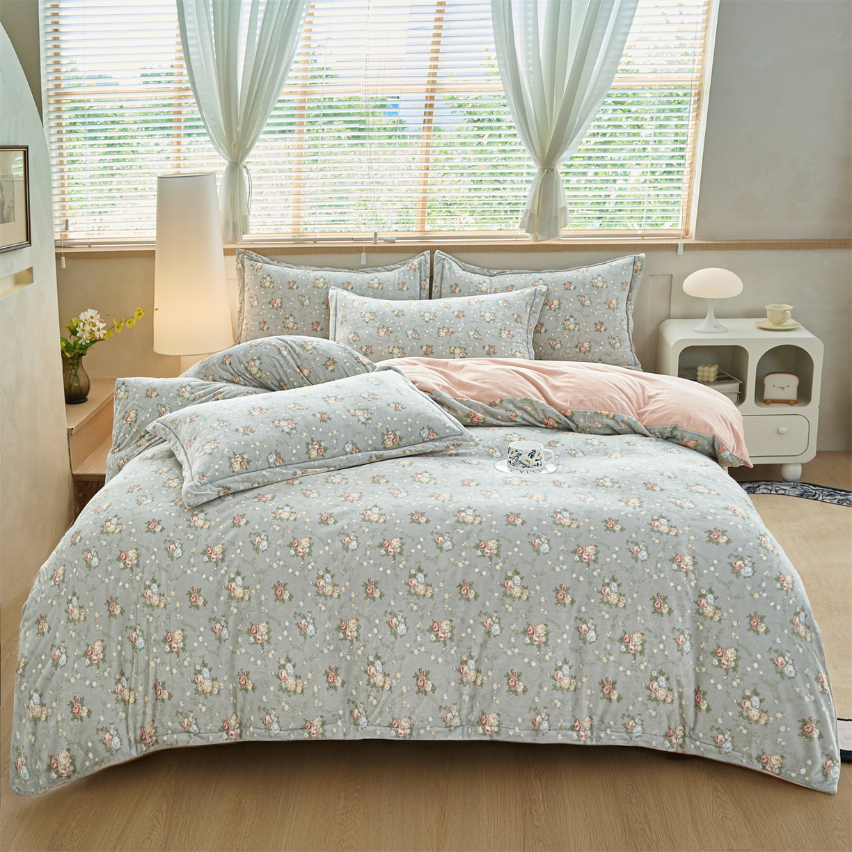 91家纺网 家纺一手货源 找家纺 喜四方 2025新款超细旦婴儿宝宝绒印花四件套 秘境-绿