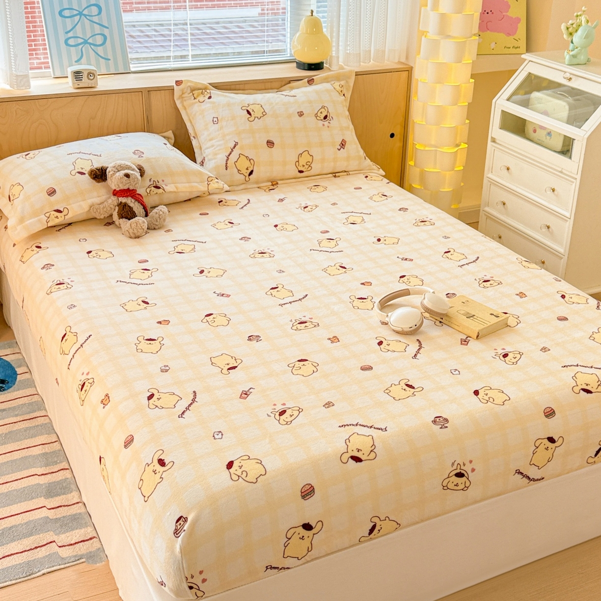 91家纺网 家纺一手货源 找家纺 名兮-2025经典奥特曼-三丽鸥高克重印花牛奶绒床笠 格子布丁狗