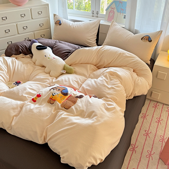 91家纺网 家纺一手货源 找家纺 沃朴家居 2025新款萌趣水洗棉毛巾绣四件套 腊肠音乐狗