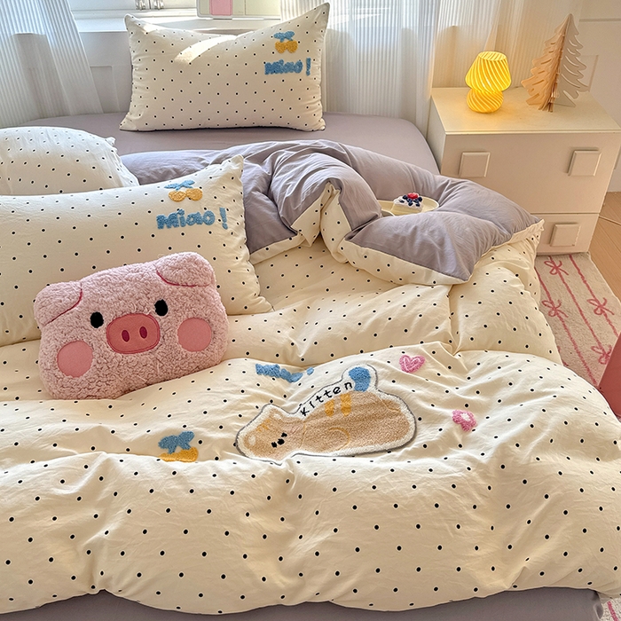 91家纺网 家纺一手货源 找家纺 沃朴家居 2025新款萌趣水洗棉毛巾绣四件套 趴睡猫咪