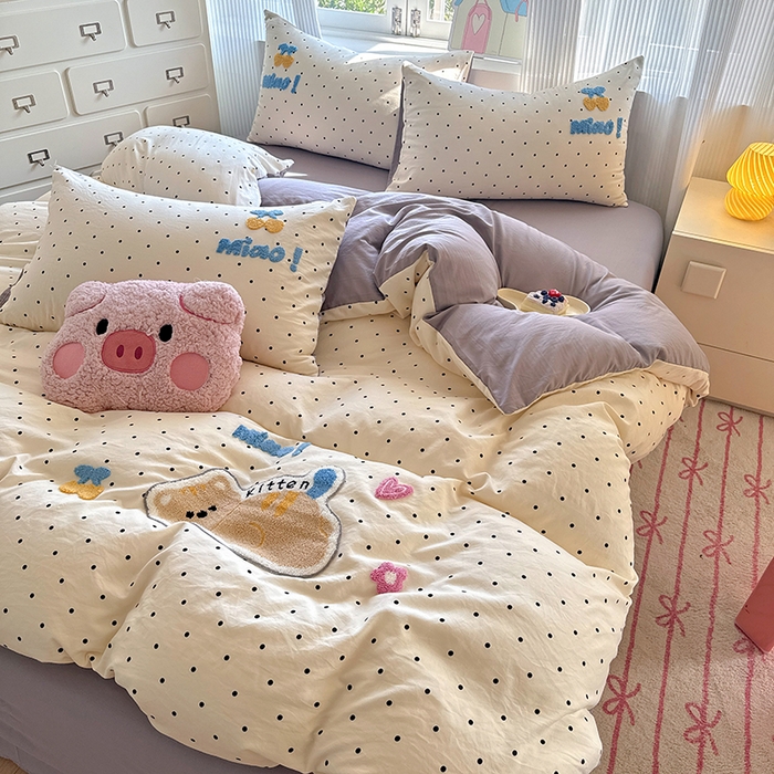 91家纺网 家纺一手货源 找家纺 沃朴家居 2025新款萌趣水洗棉毛巾绣四件套 趴睡猫咪