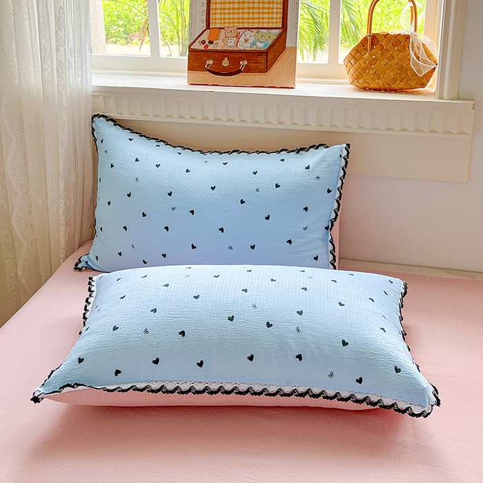 91家纺网 家纺一手货源 找家纺 （总）鑫利来家纺 2025新款云感皱皱纱枕套镂空花边单品枕套