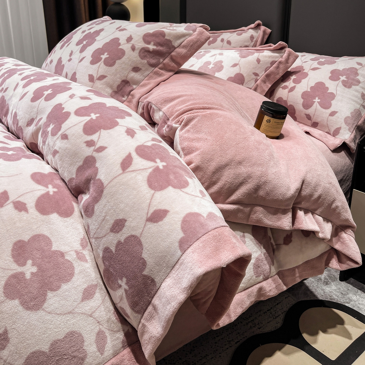 91家纺网 家纺一手货源 找家纺 （总）美洲琳 2025新款高克重牛奶绒印花四件套