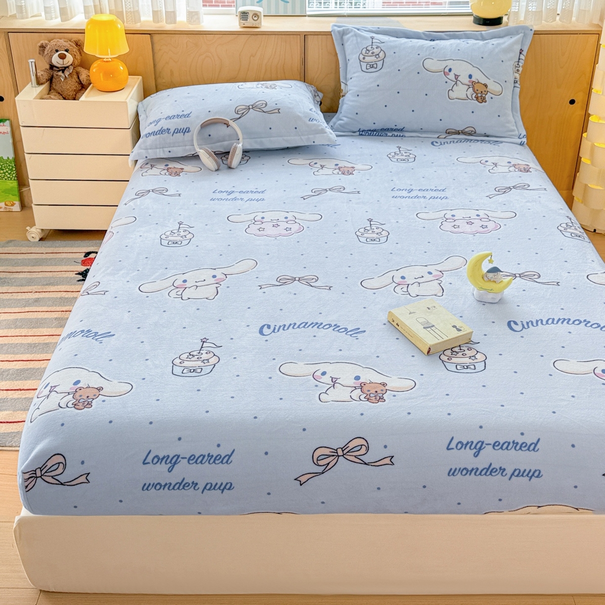 91家纺网 家纺一手货源 找家纺 名兮-2025经典奥特曼-三丽鸥高克重印花牛奶绒床笠 甜品大耳狗