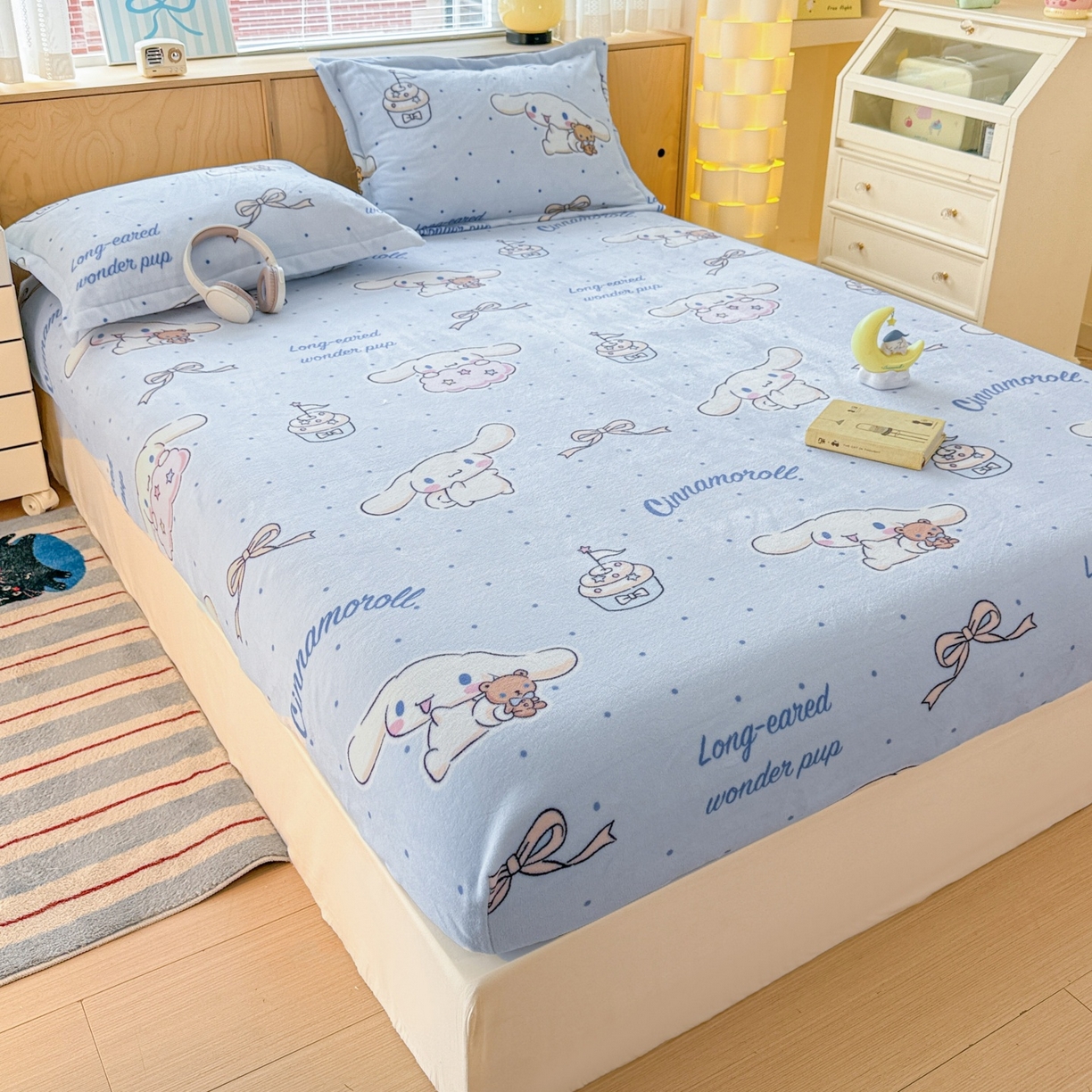 91家纺网 家纺一手货源 找家纺 名兮-2025经典奥特曼-三丽鸥高克重印花牛奶绒床笠 甜品大耳狗