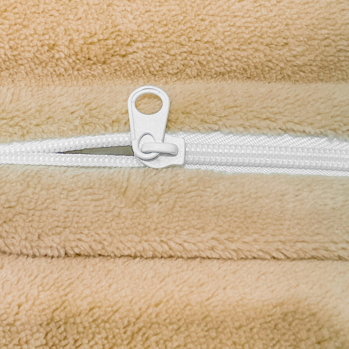 91家纺网 家纺一手货源 找家纺 美洲琳 2025新款高克重牛奶绒印花四件套 黑金花影