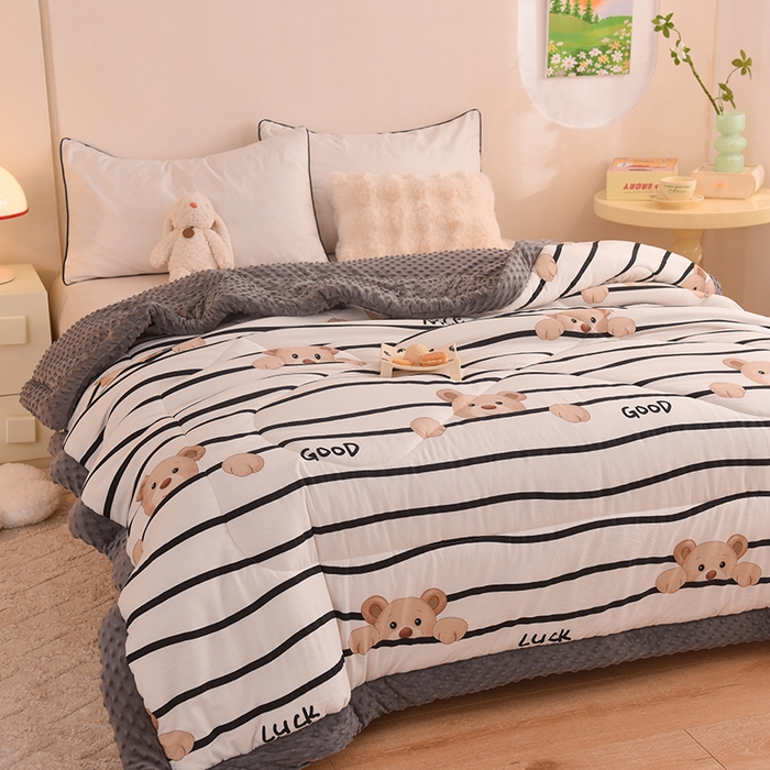 91家纺网 家纺一手货源 找家纺 云家 2025新款豆豆绒被子被芯夏凉被空调被四季被 欢乐小熊