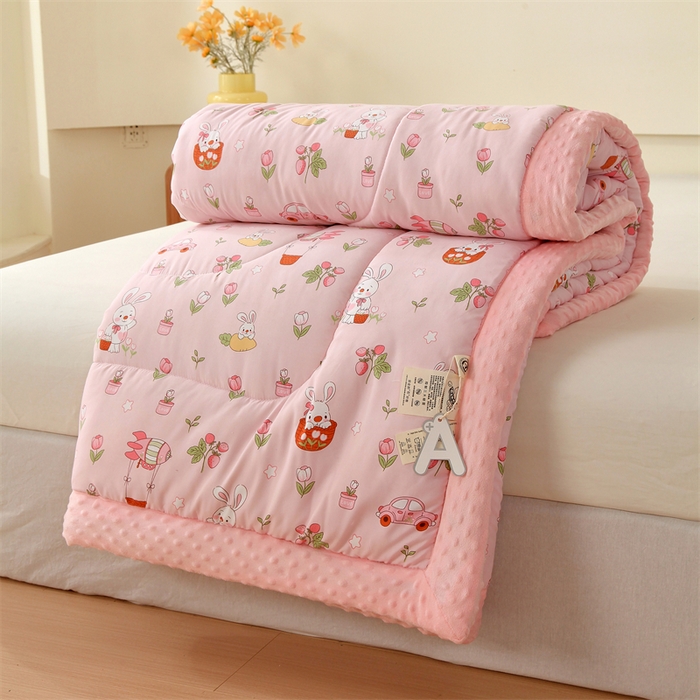 91家纺网 家纺一手货源 找家纺 云家 2025新款豆豆绒被子被芯夏凉被空调被四季被 田园兔